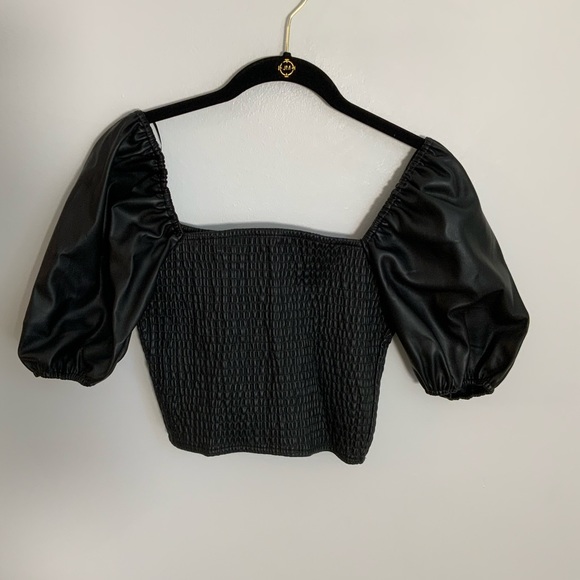 Fab’rik Faux‎ Leather top - Picture 1 of 5
